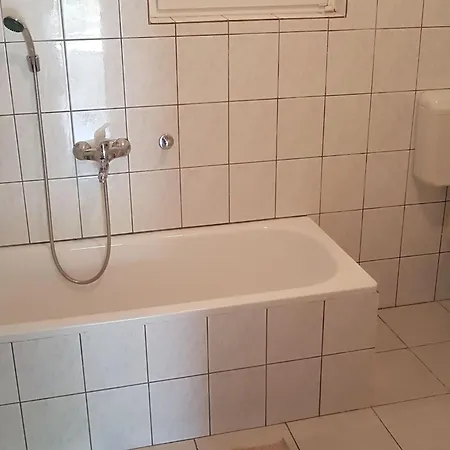 Apartamento Danijela & Vlado - Three Bedroom With Balcony And Garden View Lopar