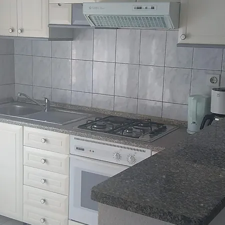 Danijela & Vlado - Three Bedroom With Balcony And Garden View Apartamento